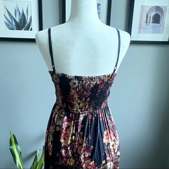 Band of Gypsies Navy Blue Floral Wide Leg Romper Jumpsuit Size Small - Picture 7 of 14